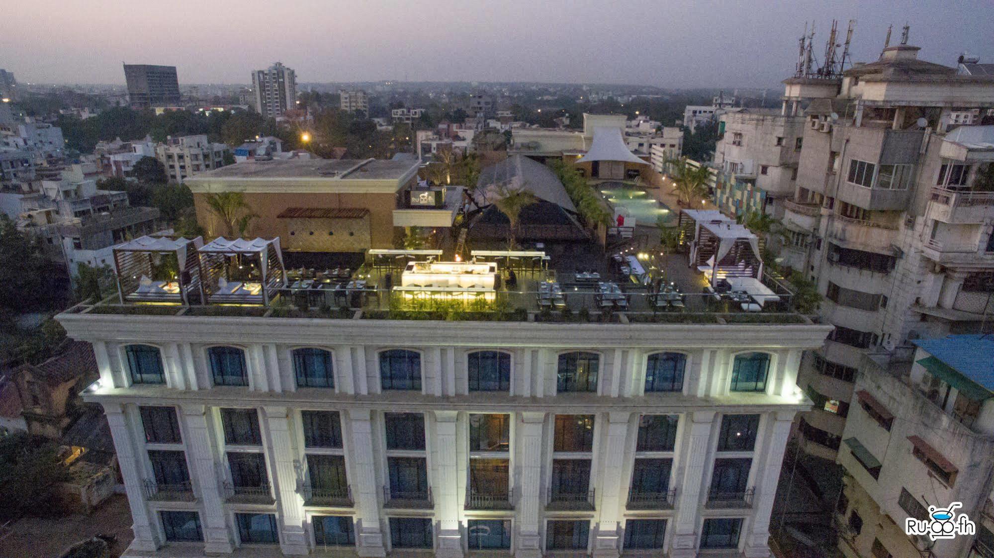 Tuli Imperial Nagpur Exterior foto