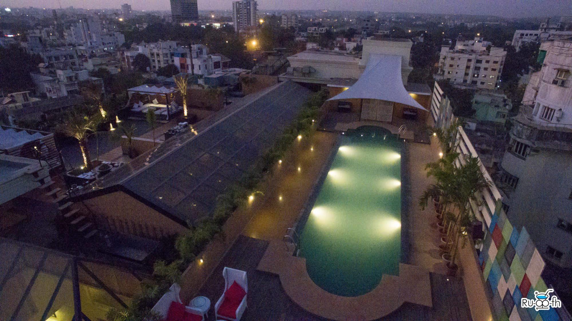 Tuli Imperial Nagpur Exterior foto