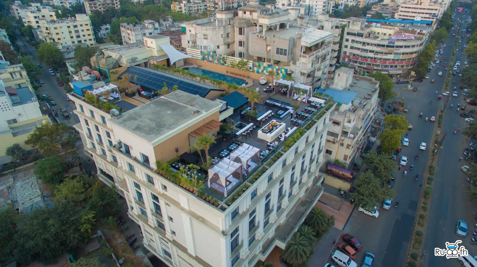 Tuli Imperial Nagpur Exterior foto